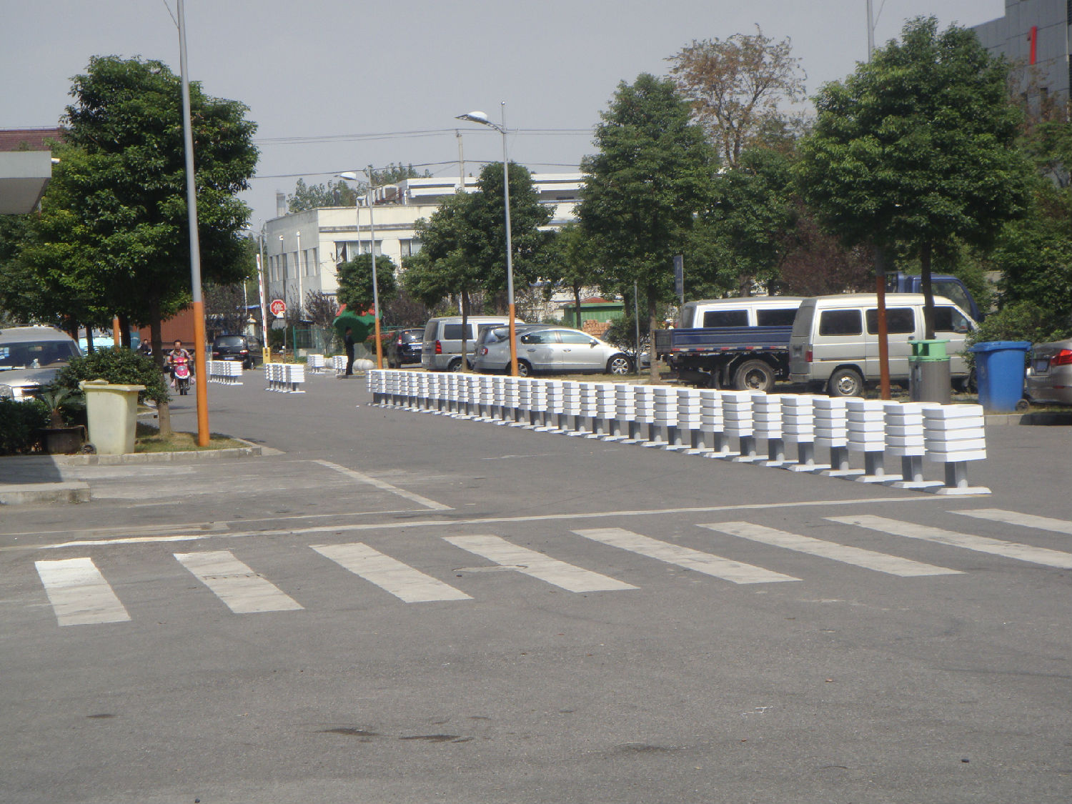 道路隔离花箱