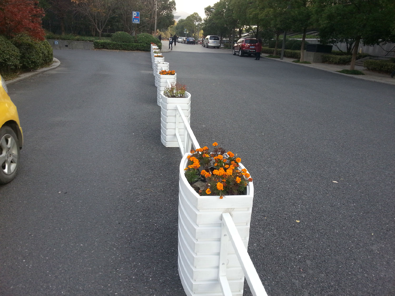 道路隔离花箱